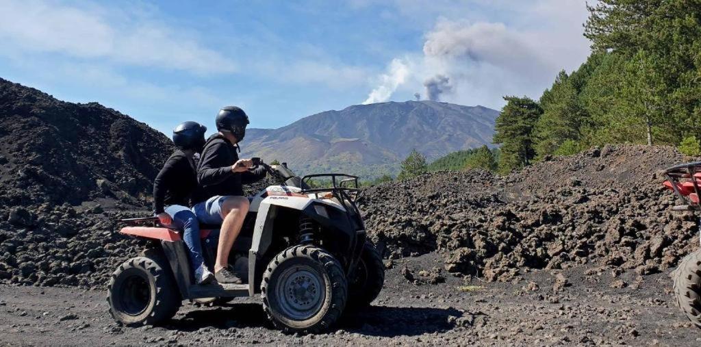 فيلا Etnasentieri Wine House On Etna Mount بيلباسو المظهر الخارجي الصورة
